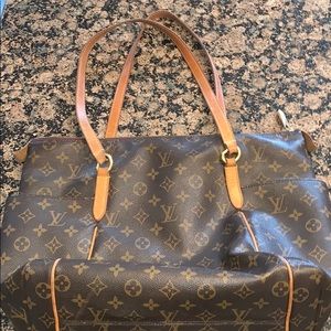 Louis Vuitton tote